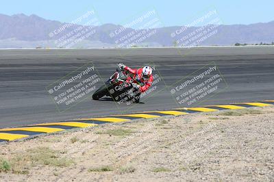 media/May-06-2024-Moto Forza (Mon) [[b33359f27d]]/1-Advanced/Session 2 (Bowl)/